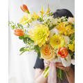開朗黃橙色系中型歐風捧花 - 鮮花捧花_1 開朗黃橙色系中型歐風捧花 - 鮮花捧花_1