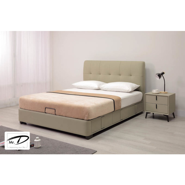 B3027 12-02 梅布爾5尺半牛皮三抽床台(面右抽) B3027 12-02 梅布爾5尺半牛皮三抽床台(面右抽)