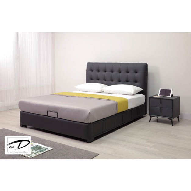 B3503 12-07 華格夫5尺半牛皮三抽床台 (面右抽) B3503 12-07 華格夫5尺半牛皮三抽床台 (面右抽)