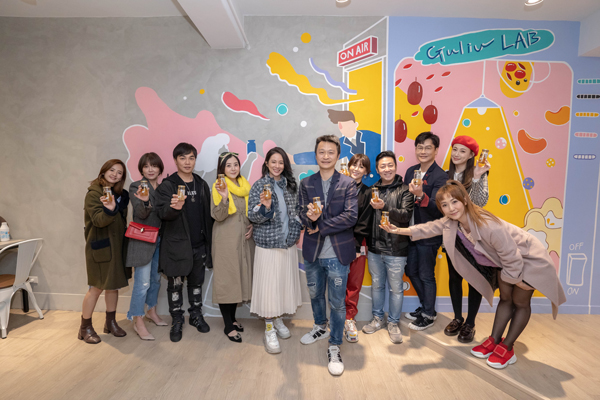 谷溜谷溜台中藝人到訪