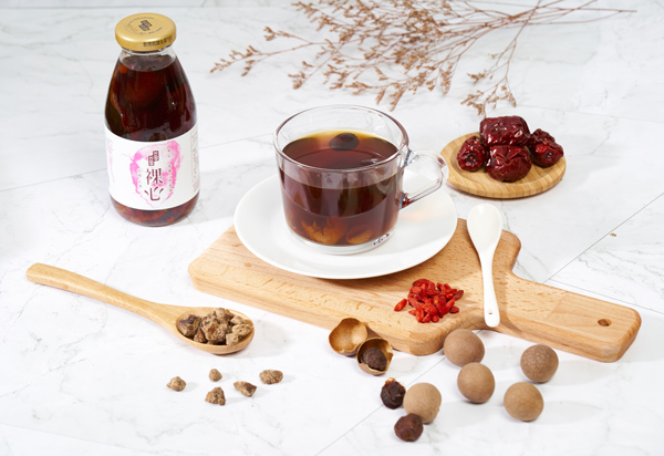 谷溜谷溜桂圓紅棗茶裸心