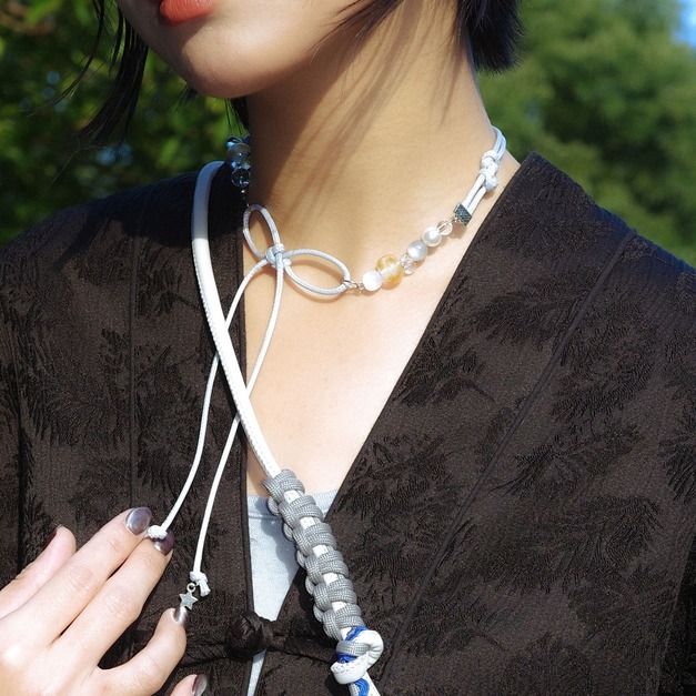 AtXJyc《霜光》 蝴蝶繩結波點珠 項鍊/手鍊(藍) AtXJyc《霜光》 蝴蝶繩結波點珠 項鍊/手鍊(藍)