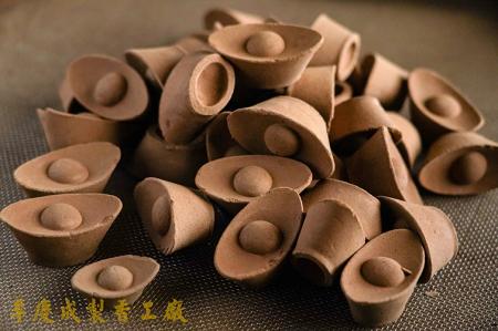 元寶香  開運納財檀香元寶(大小兩種規格)