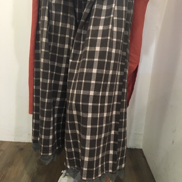 格子鄉村蕾絲寬褲 - 共2色 格子鄉村蕾絲寬褲 - 共2色