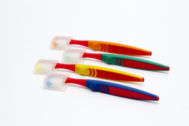 I01 彈性牙刷16公分 12入 (打裝) I01 彈性牙刷16公分 12入 (打裝)