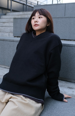 V領小雙色扎實毛衣 /二色 V領小雙色扎實毛衣 /二色