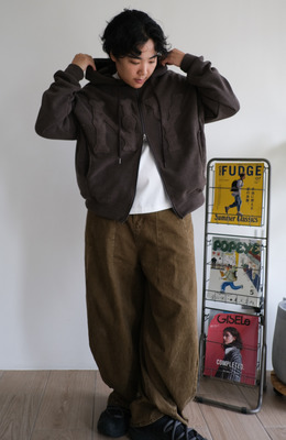 骨頭字NY細坑條連帽外套 /二色 骨頭字NY細坑條連帽外套 /二色