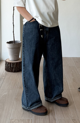 給他100分麻線感牛仔直筒褲 /二色 給他100分麻線感牛仔直筒褲 /二色