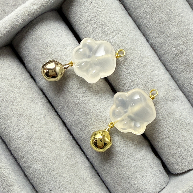 天然水晶 瑪瑙  熊掌鈴鐺吊墜  隨機 一顆 台中水晶 水晶批發 台中水晶批發 天然水晶 瑪瑙  熊掌鈴鐺吊墜  隨機 一顆 台中水晶 水晶批發 台中水晶批發