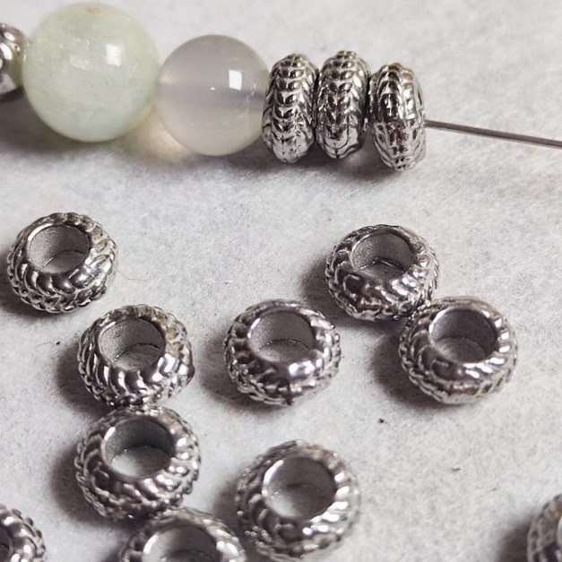 304不銹鋼車輪大孔珠 不退色 保色銀 約7.5mm(10入)手工材料 台中材料 耳環 手串 手鍊diy 304不銹鋼車輪大孔珠 不退色 保色銀 約7.5mm(10入)手工材料 台中材料 耳環 手串 手鍊diy