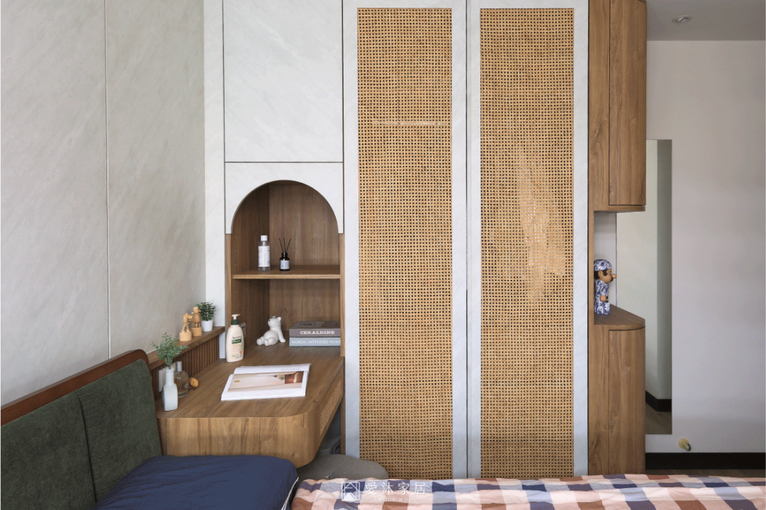 影響系統櫃報價的因素:系統櫃安裝門片種類與加工方式