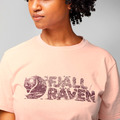 (女)【北極狐Fjallraven】Lush Logo T Shirt W 短袖T恤-粉筆白 14600165-113_4 (女)【北極狐Fjallraven】Lush Logo T Shirt W 短袖T恤-粉筆白 14600165-113_4
