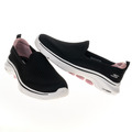 (女)【斯克威爾SKECHERS】GO WALK 7 寬楦款健走鞋-黑粉 125208WBKPK_2 (女)【斯克威爾SKECHERS】GO WALK 7 寬楦款健走鞋-黑粉 125208WBKPK_2