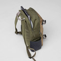 【北極狐Fjallraven】Vardag Backpack 17L後背包-煤炭黑/綠黏土 23200300-037/23200300-620-221_13 【北極狐Fjallraven】Vardag Backpack 17L後背包-煤炭黑/綠黏土 23200300-037/23200300-620-221_13