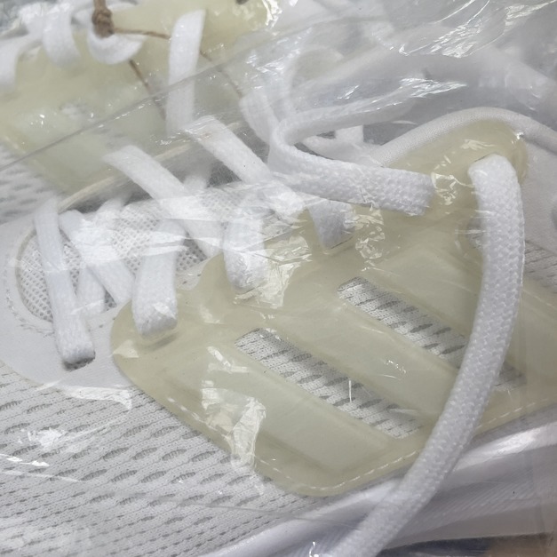 特價出清 (女)【愛迪達ADIDAS】ULTRABOUNCE 慢跑鞋(膠泛黃) -米白 HP5788 特價出清 (女)【愛迪達ADIDAS】ULTRABOUNCE 慢跑鞋(膠泛黃) -米白 HP5788
