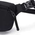 【Pacsafe】GO Anti-Theft Micro Sling 1L隨行斜背小包-黑色 35195130_4 【Pacsafe】GO Anti-Theft Micro Sling 1L隨行斜背小包-黑色 35195130_4