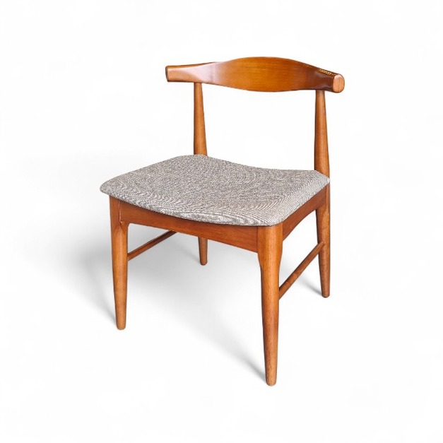 水牛椅 Cow Horn Chair|丹麥經典風格餐椅・北歐實木椅・2色可選 CHR030 水牛椅 Cow Horn Chair|丹麥經典風格餐椅・北歐實木椅・2色可選 CHR030