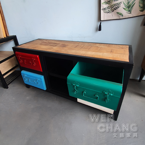 希特工業風工具箱電視櫃 CB053,芒果木頂板搭配紅藍綠白四色金屬抽屜