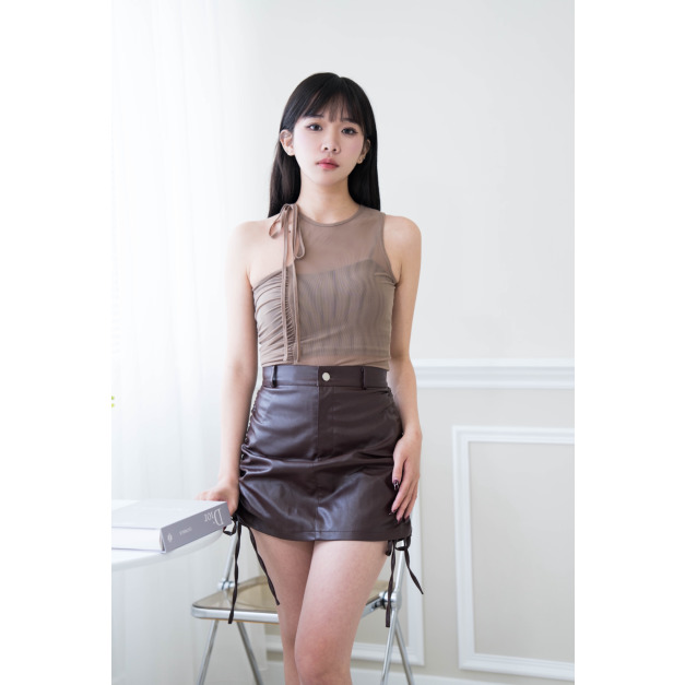【jnauxz】咖/卡其現貨!! 售完不補 曲線迴廊 辣妹側邊抽繩綁帶皮裙 (三色) 【jnauxz】咖/卡其現貨!! 售完不補 曲線迴廊 辣妹側邊抽繩綁帶皮裙 (三色)
