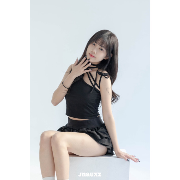 【jnauxz】綁帶甜心 可鹽可甜綁帶斜肩吊帶 (帶胸墊) (兩色) 【jnauxz】綁帶甜心 可鹽可甜綁帶斜肩吊帶 (帶胸墊) (兩色)