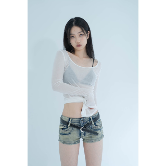 【jnauxz】純欲性感慵懶風 不規則側抓皺下擺透膚上衣 (兩色) 【jnauxz】純欲性感慵懶風 不規則側抓皺下擺透膚上衣 (兩色)