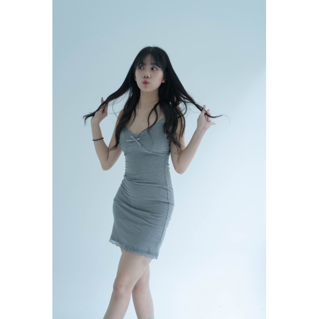 【jnauxz】現貨灰S!! 性感甜妹必備!! 蕾絲花邊吊帶超顯瘦連身裙 (三色) 【jnauxz】現貨灰S!! 性感甜妹必備!! 蕾絲花邊吊帶超顯瘦連身裙 (三色)