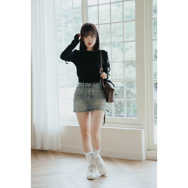 【jnauxz】現貨黑M!! 售完不補 版型巨好復古A字牛仔裙 【jnauxz】現貨黑M!! 售完不補 版型巨好復古A字牛仔裙