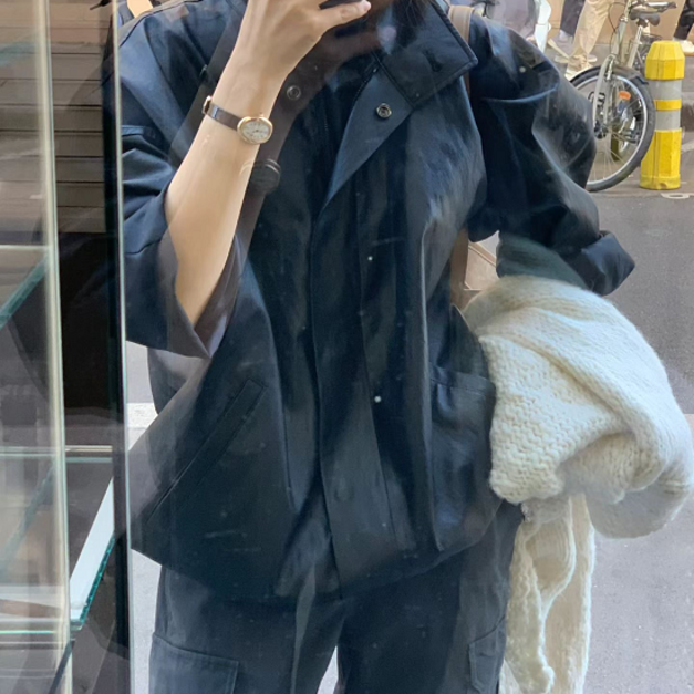 (OUNCE)簡約率性立領下抽繩pu皮衣 (OUNCE)簡約率性立領下抽繩pu皮衣