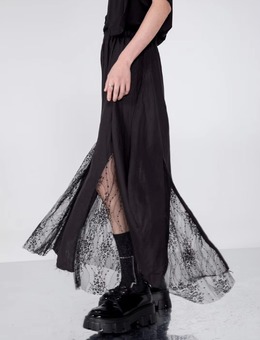 pre-order 連線登記款/ 不規則開衩設計拼接蕾絲直筒裙 連線價$1350 4286 pre-order 連線登記款/ 不規則開衩設計拼接蕾絲直筒裙 連線價$1350 4286
