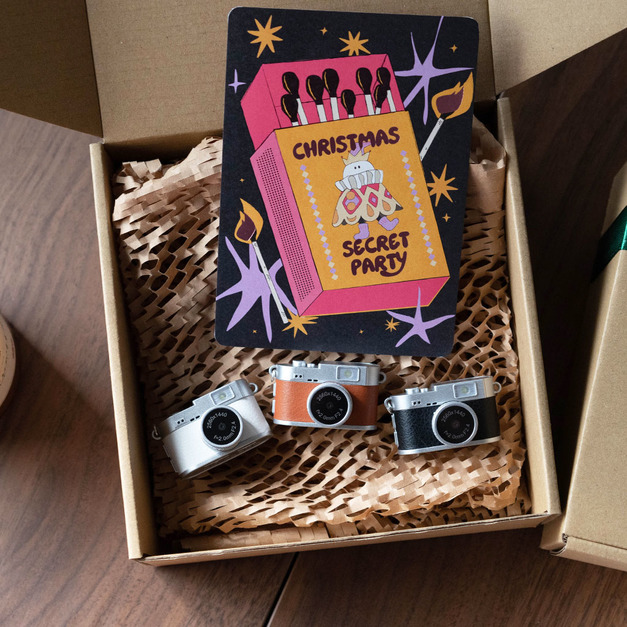 聖誕限定|復古口袋數位相機禮盒(32GB記憶卡) 聖誕限定|復古口袋數位相機禮盒(32GB記憶卡)