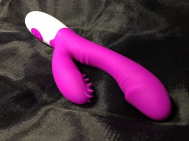 3蠕動+7震高端時尚按摩棒 3蠕動+7震高端時尚按摩棒