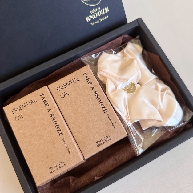 |Me time 系列| 居家放鬆精油滾珠雙入禮盒(自選香氣)贈法式品牌髮圈 |Me time 系列| 居家放鬆精油滾珠雙入禮盒(自選香氣)贈法式品牌髮圈