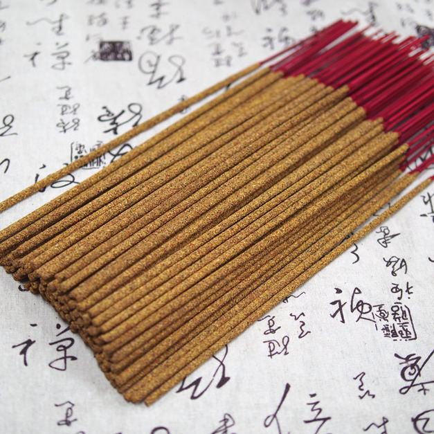 特級新山檀香五彩立香(尺四)