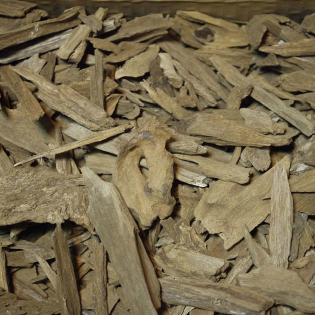 特級索隆沉香,每10克180元,每兩600元