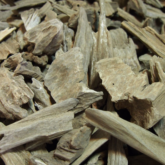 伊利安沉香(沼澤產),每兩350元