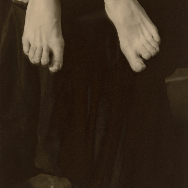 body 6 - Feet 1918