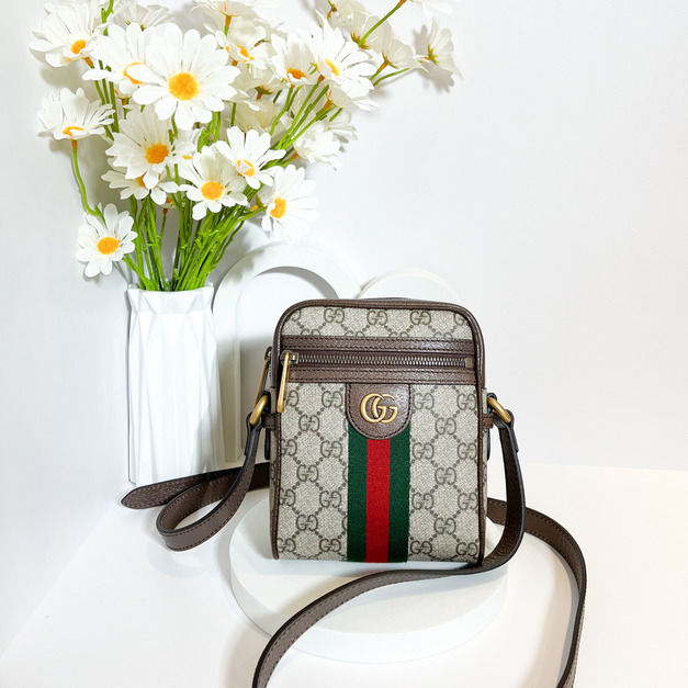 GUCCI Ophidia GG直式老花拼接 斜背包 GUCCI Ophidia GG直式老花拼接 斜背包