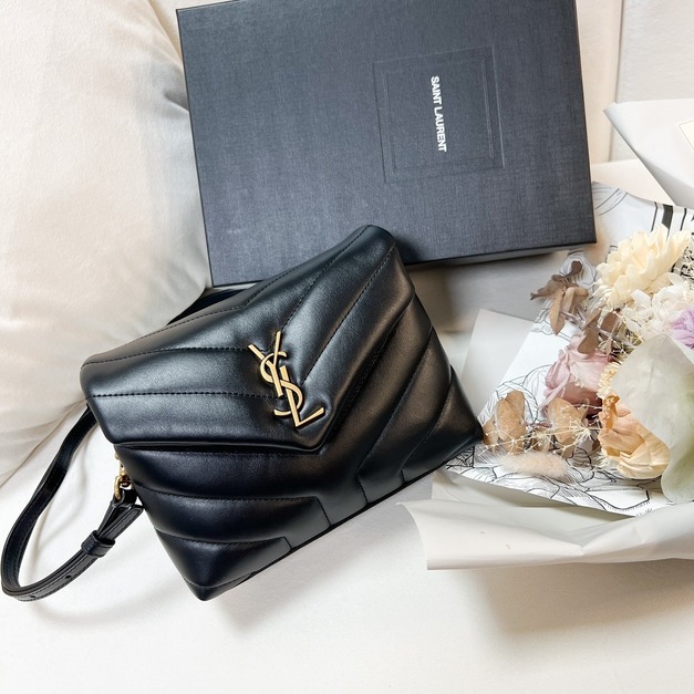 YSL LOULOU 小方胖 黑金 YSL LOULOU 小方胖 黑金
