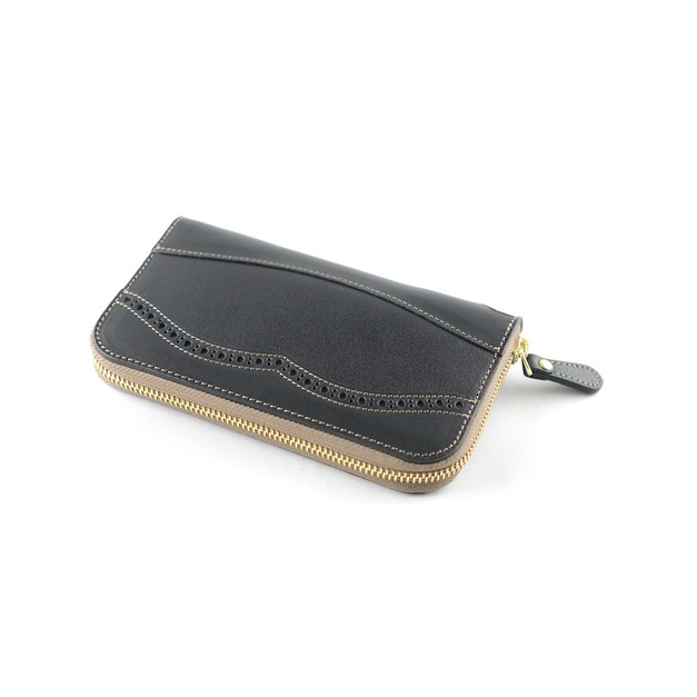 【Takumics】Dieci Medalion 翼紋雕花 弧形拉鍊皮夾 M / 2色展開