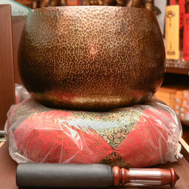 本手打一枚製銅罄(24寸) 本手打一枚製銅罄(24寸)