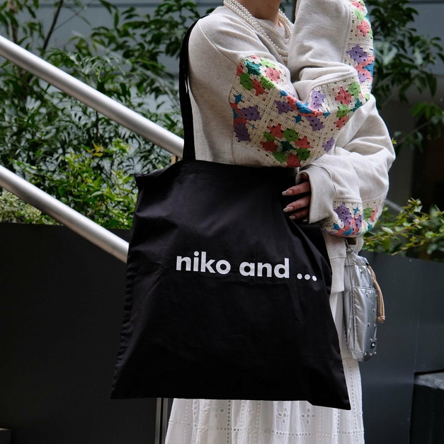 日本正品niko and… LOGO帆布情侶托特包 日本正品niko and… LOGO帆布情侶托特包