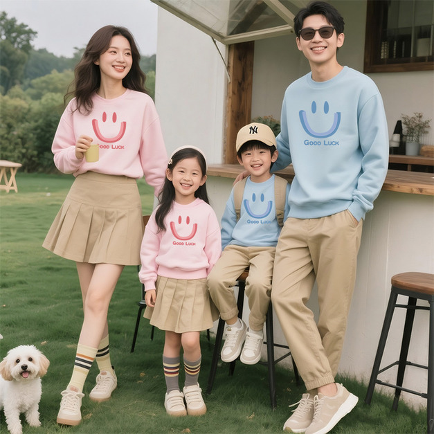 【F192】日系粉藍大笑臉全家福親子長袖上衣(2色) 【F192】日系粉藍大笑臉全家福親子長袖上衣(2色)