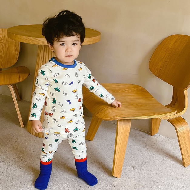 【HB016】繽紛米色小恐龍成套睡衣(長袖/長褲) 【HB016】繽紛米色小恐龍成套睡衣(長袖/長褲)