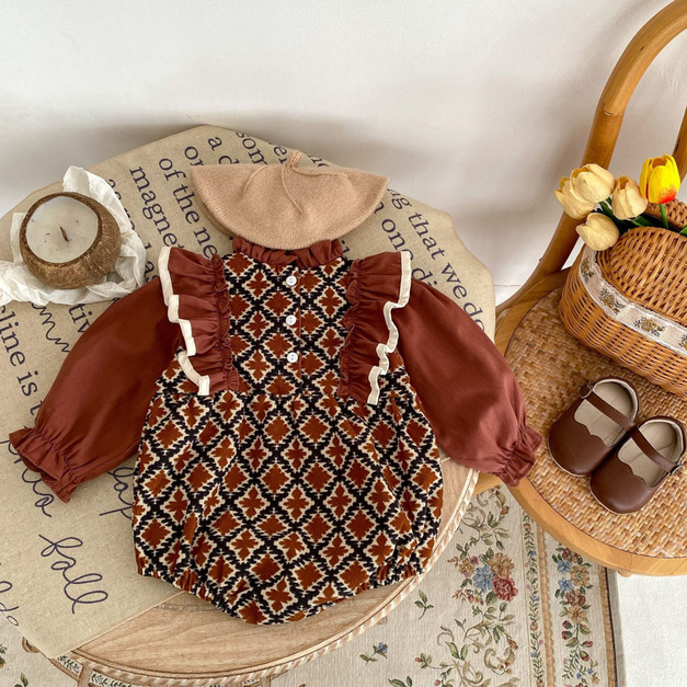 【BA892】小復古燈芯絨撞色圖騰長袖包屁衣(1色) 【BA892】小復古燈芯絨撞色圖騰長袖包屁衣(1色)