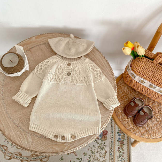 【BA889】日系木釦麻花針織長袖包屁衣(1色) 【BA889】日系木釦麻花針織長袖包屁衣(1色)