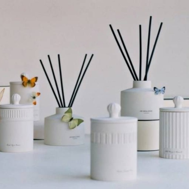 EdaChicJo Malone TOWNHOUSE 野莓與歐洲黑莓香氛工藝陶瓷蠟燭300G EdaChicJo Malone TOWNHOUSE 野莓與歐洲黑莓香氛工藝陶瓷蠟燭300G