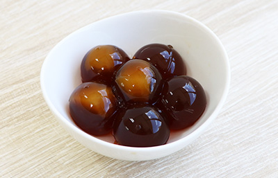 糖鼎黑糖桂圓寒天,可做成下午茶甜點果凍,使用珊瑚草,滿滿膠原蛋白,沖泡成海燕窩也很合適,亦有飽足感又不怕胖