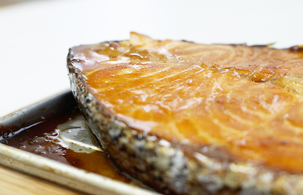 日式醬燒黑糖烤鮭魚-家常必備!料理新手友善,不怕油噴