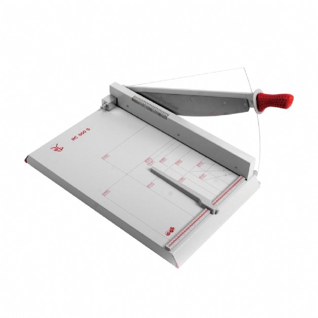 RC 自動壓紙裁紙器 560S 裁切寬度:56cm RC 自動壓紙裁紙器 560S 裁切寬度:56cm