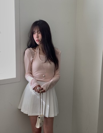 |炭黑/黑 現貨| 氣質兩件式繞頸修身上衣 |炭黑/黑 現貨| 氣質兩件式繞頸修身上衣